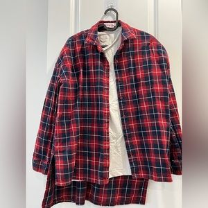 Oversized flannel red and blue shirt jacket